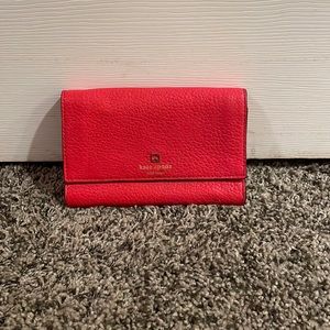 red kate spade clutch